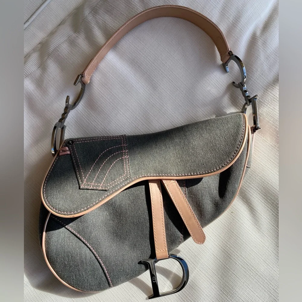 Christian Dior Saddle Bag - Picture 1 of 14